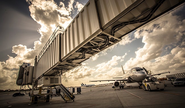 airplane airfield gate