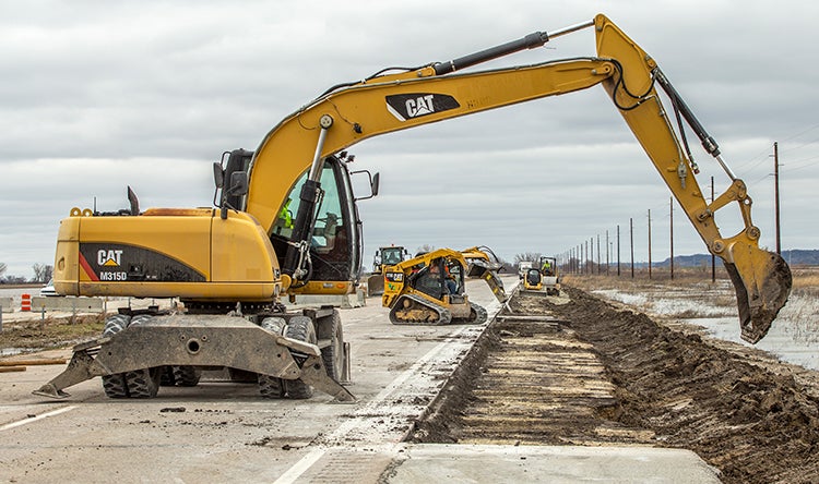 Iowa 2019 flooding shoulder reconstruction