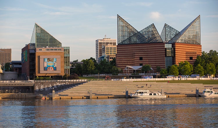 Ross's Landing in Chattanooga, Tennessee, features a series of benches and seating areas.