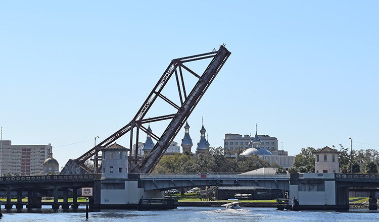 hillsborough river bridge