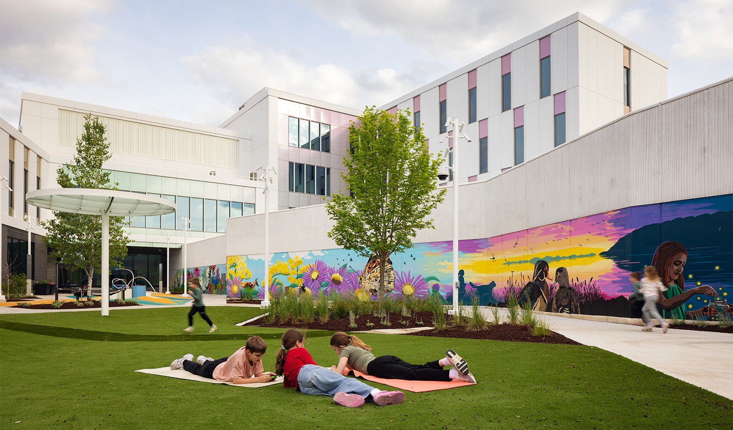 Children's Nebraska Behavioral Health Courtyard