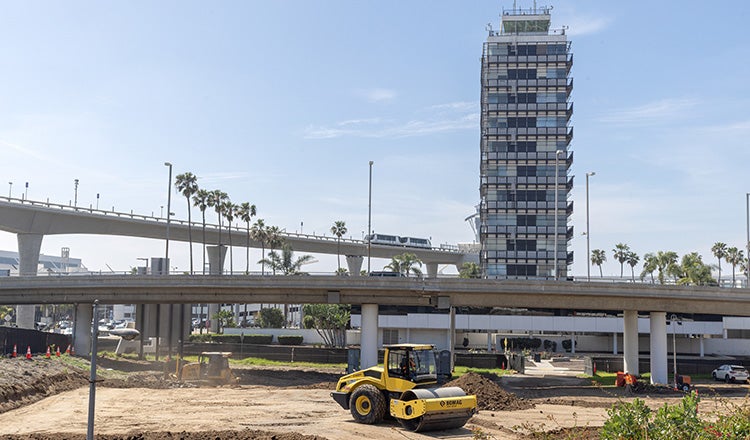 construction outside lax airport
