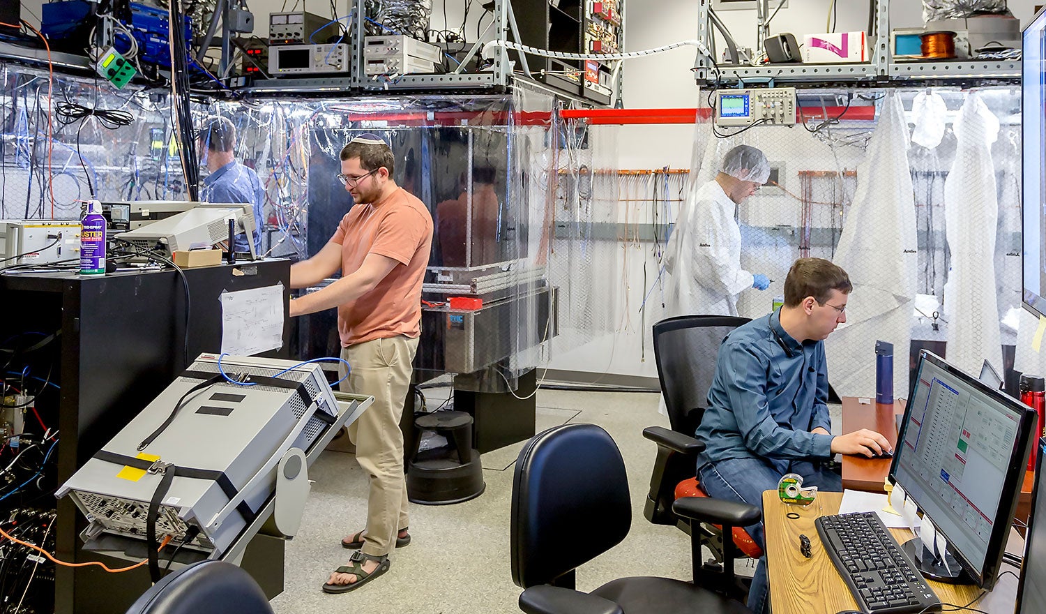 University of Maryland Physical Science Complex dry lab